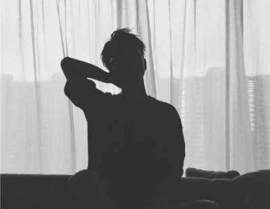qq头像黑白伤感,黑白头像下的伤感故事