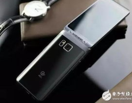 三星w2017,奢华翻盖双屏手机，引领时尚潮流